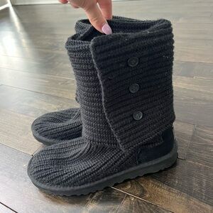 Cozy Ugg Black Knit Boots